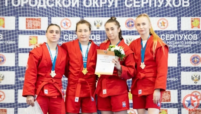Свердловские спортсменки завоевали 4 золота на чемпионате России по боевому самбо