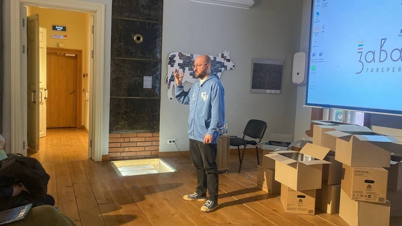 В Самаре состоялась творческая встреча с киноведом Андреем Апостоловым