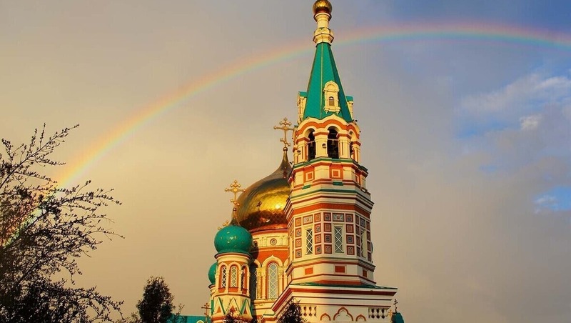 Новые мозаичные иконы установят на фасаде Успенского собора