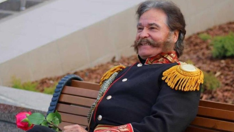 Скульптуру мужа Любочки установят у Краеведческого музея