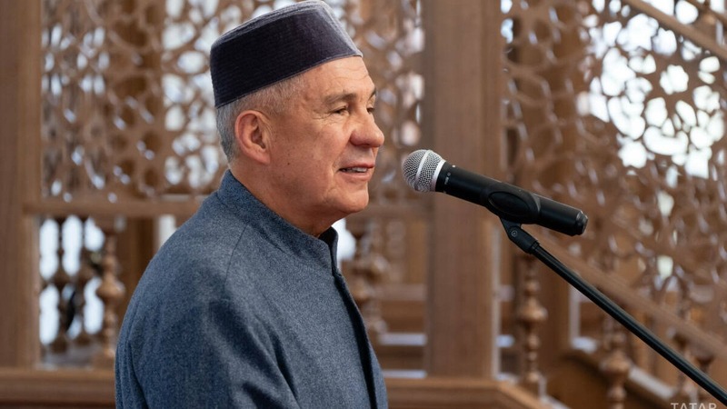 Минниханов: Гордимся возможностью внести вклад в укрепление связей с исламским миром