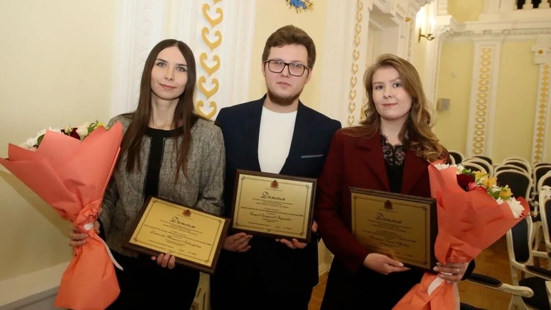 А.Авдеев наградил более 30 победителей регионального конкурса работников СМИ