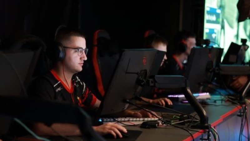 Всероссийские киберспортивные соревнования стартовали в Свердловской области