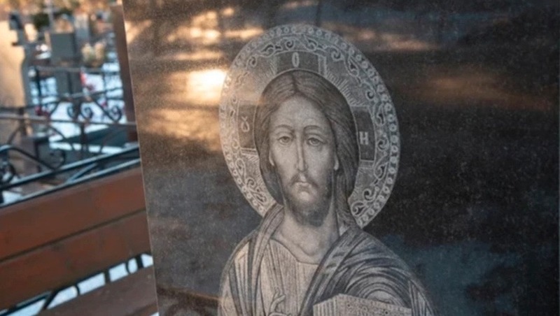 Мастера по изготовлению памятников судят во Владимире