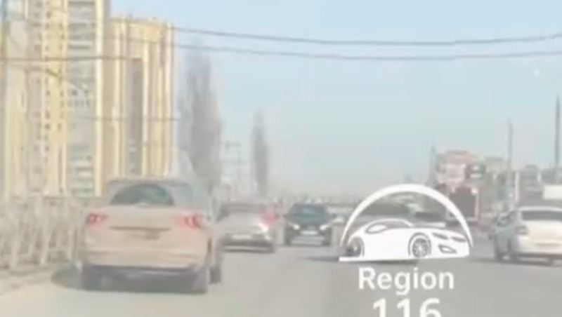 82-летнего водителя задержали за опасный маневр в Казани