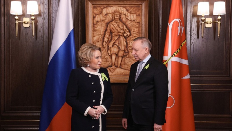 Беглов и Матвиенко обсудили вопросы развития Петербурга и меры поддержки ветеранов