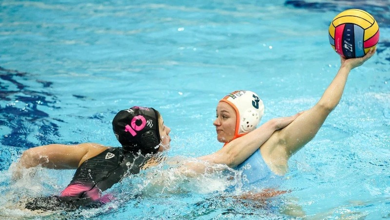 Ватерпольная «Уралочка» обыграла «Дунайварош» в первом матче Суперсерии‑2025