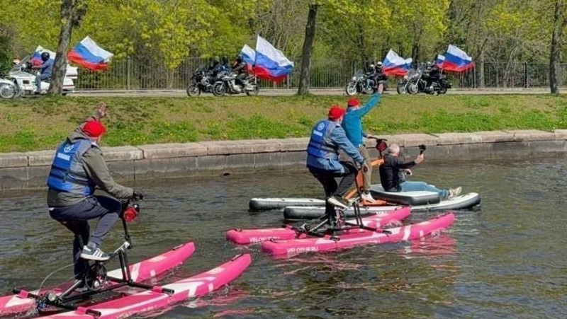 В Петербурге открыли гребной сезон