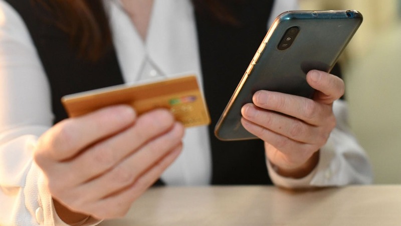 Около 500 тыс. руб. лишилась жительница Казани из-за услуг сотовой связи