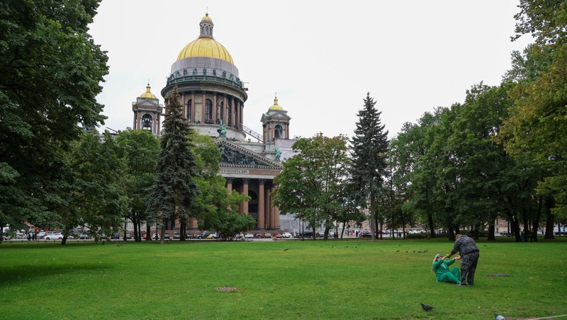 На 5-7% вырос этим летом турпоток в Петербурге