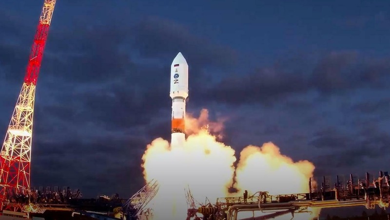 Самарскую ракету-носитель с космическими аппаратами запустили с космодрома Плесецк