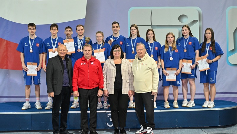 Сборная Петербурга стала бронзовым призёром чемпионата России по бадминтону