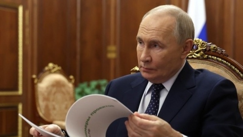 Путин наградил 2 омичей званиями Заслуженный работник здравоохранения РФ