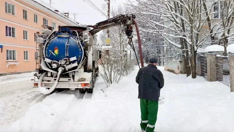 Коммунальные службы навели порядок после снегопадов в Ленобласти