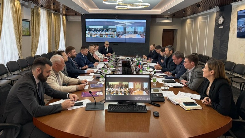 Татарстан и Еврейская автономная область обсудили развитие сотрудничества в сфере промышленности