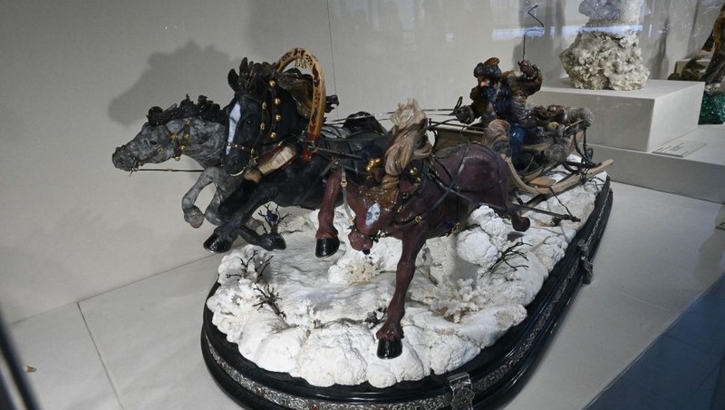 Около 60 работ представлено на выставке к 300-летия камнерезного искусства в Екатеринбурге