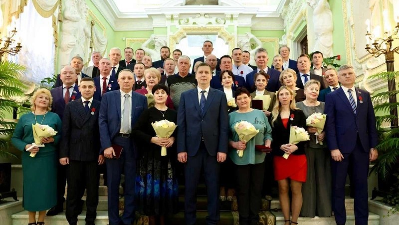 37 жителям Нижегородской области вручили государственные награды