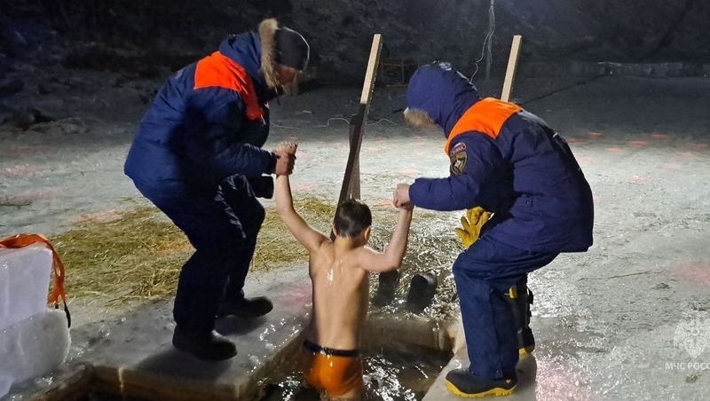 2 крещенские купели оборудуют в пос. Палатка и Эвенск Магаданской области