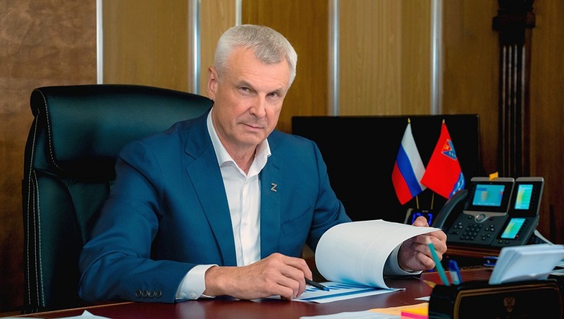 С. Носов поздравил авиаторов Магаданской области с профессиональным праздником