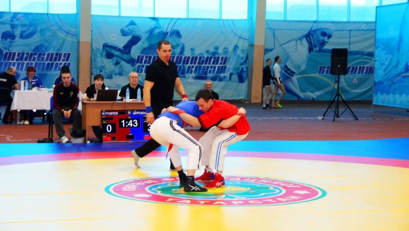 Нагрудный знак «Мастер спорта России» вручили елабужскому спортсмену