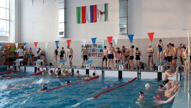 160 пловцов приняли участие в межрегиональном первенстве в Елабуге