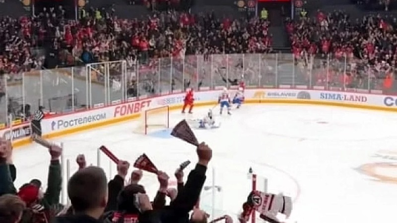 «Автомобилист» одержал 5-ю победу подряд в КХЛ