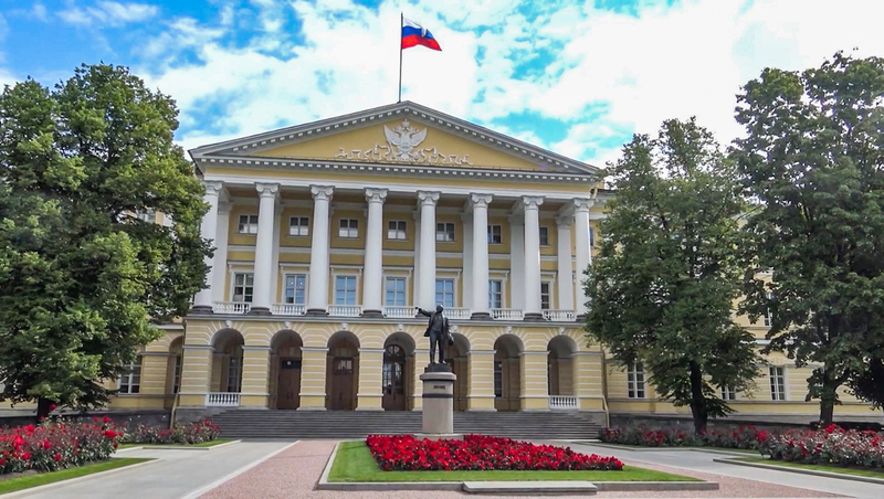 Александр Беглов поздравил петербуржцев с Днем славянской письменности и культуры
