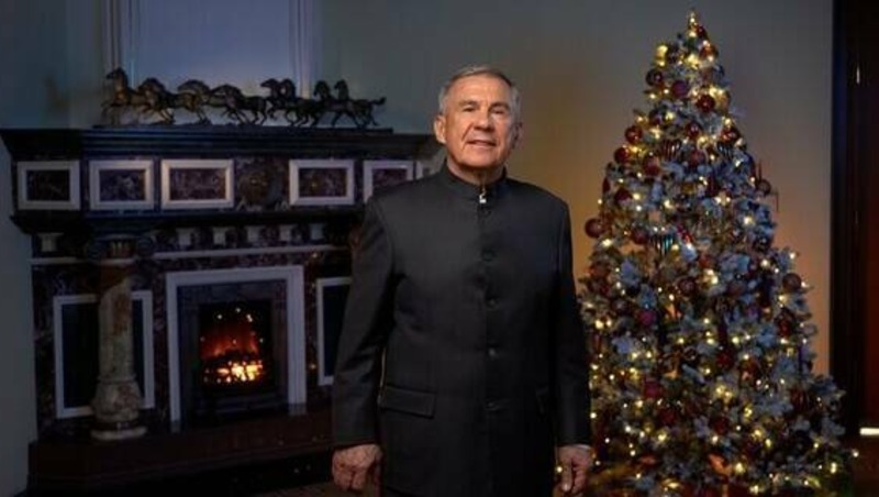 Минниханов поздравил жителей Татарстана с Новым годом