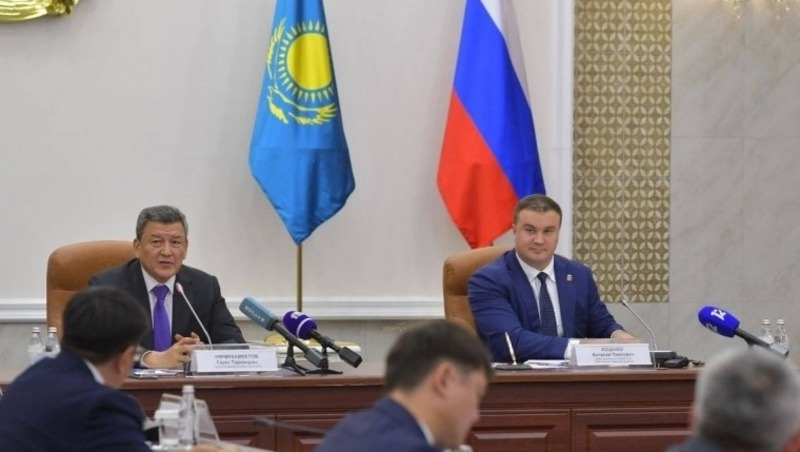 Названа дата форума в Омске, куда Хоценко пригласил Путина