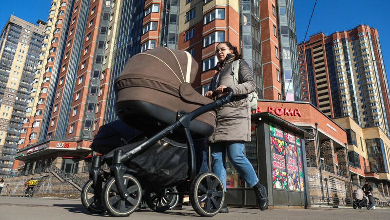 В Петербурге помощь в улучшении жилищных условий получили 600 семей с детьми в 2026 году
