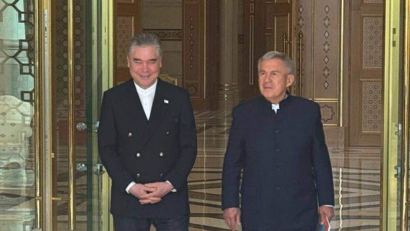 Минниханов прибыл в Туркменистан для участия в торжествах по случаю Дня независимости