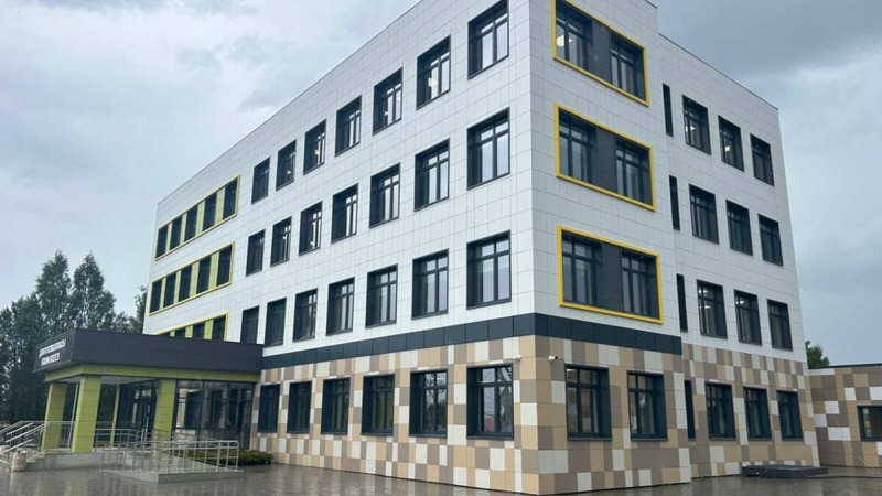 Новый корпус школы на 618 мест открыли в Малой Шильне