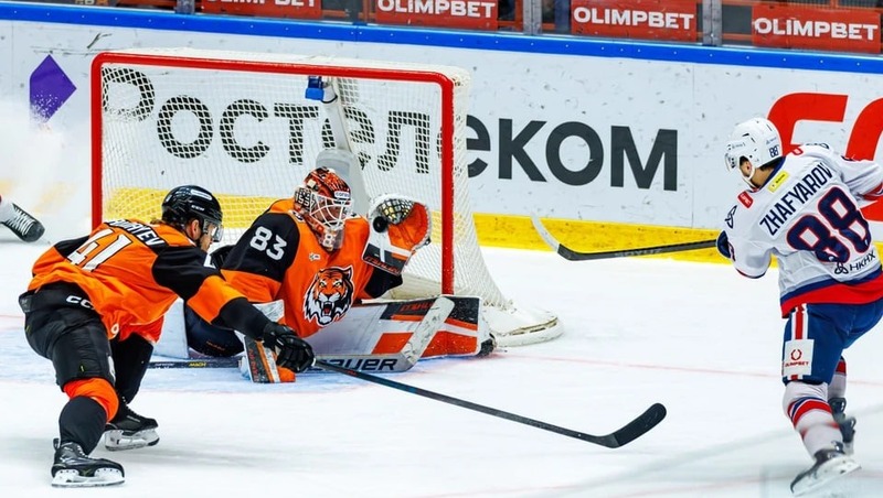 Хабаровский ХК «Амур» победил нижнекамский «Нефтехимик» со счётом 3:2