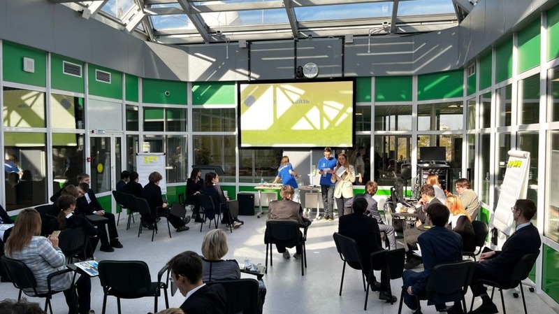 Более 400 школьников приняли участие в Общероссийском конгрессе инженеров в Хабаровске