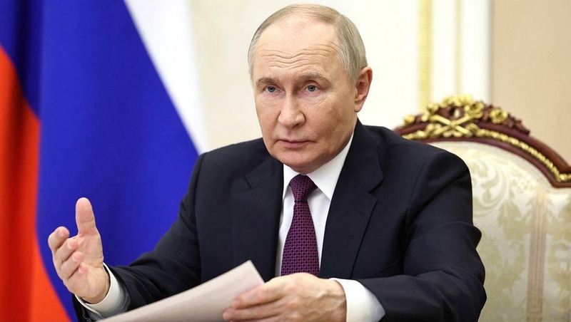 Путин и Лукашенко обменялись поздравлениями в День единения народов России и Белоруссии