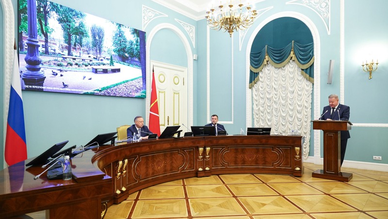 Беглов наградил победителей конкурса на лучшее благоустройство в Петербурге