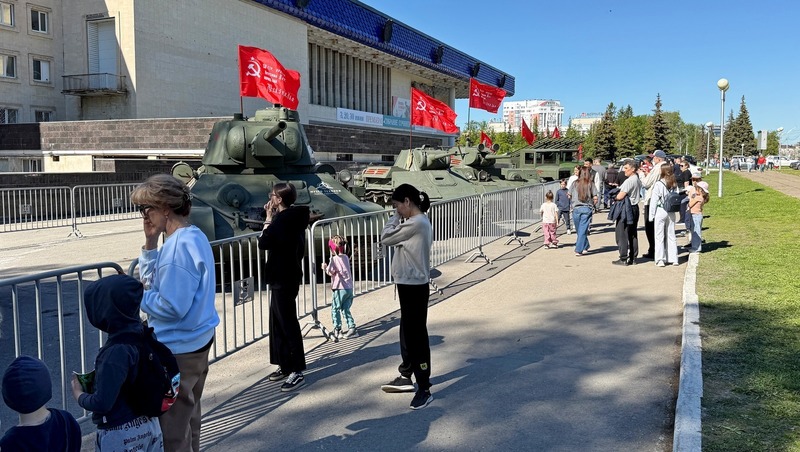 Выставка военной техники и ретроавтомобилей откроется в Уфе 8 мая