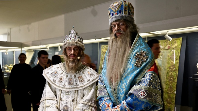 Более 25 тыс. человек посетили выставку о русских царях и патриархах в Челябинске