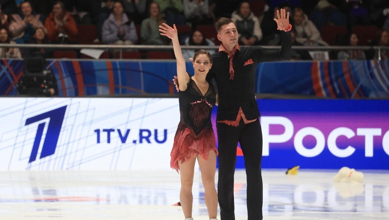 Петербургские фигуристы Мишина и Галлямов выиграли чемпионат России по прыжкам