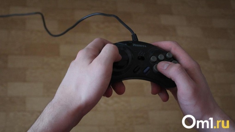 В Омске мужчина сдал в ломбард арендованные игровые приставки