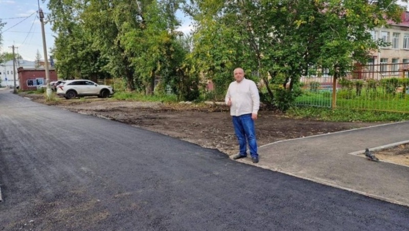 При поддержке депутатов в Омске отремонтировали тротуары