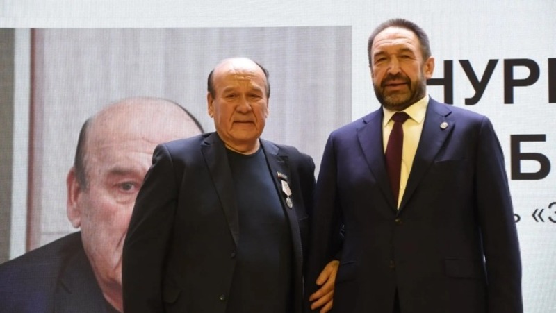 2 жителей Елабуги получили медаль «За доблестный труд»