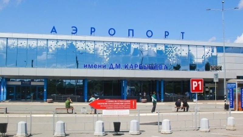 В омском аэропорту на 8 часов отложили рейс на Сочи
