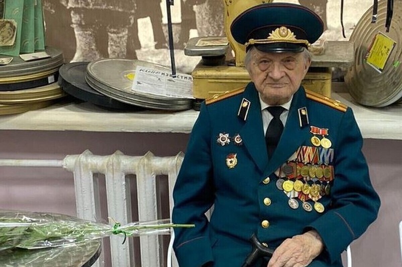 В Омске ветеран Великой Отечественной отметил 100-летний юбилей