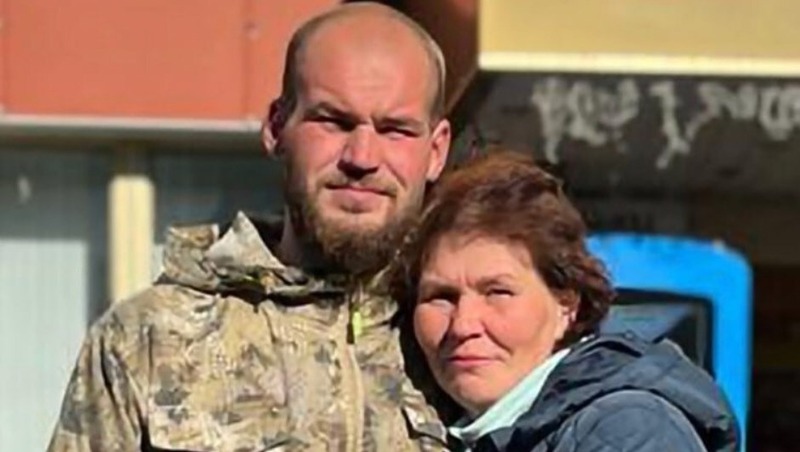 Личные вещи участника СВО переданы на вечное хранение в Государственный архив Магаданской области