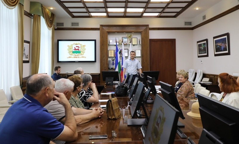 В Уфе состоялось заседание Совета ветеранов Администрации
