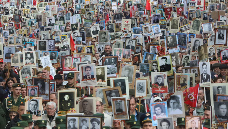 «Бессмертный полк» выйдет на стадионы и отправится в сёла с концертами в 2026 году