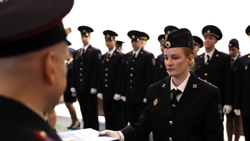 84 молодых полицейских приняли Присягу в Петербурге