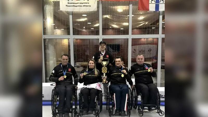 Петербуржцы стали чемпионами России по керлингу на колясках