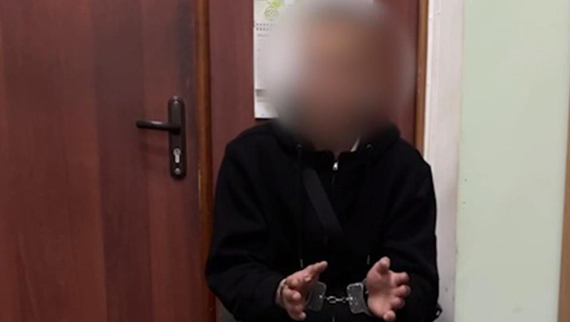 Курьера телефонных мошенников задержали в Южноуральске